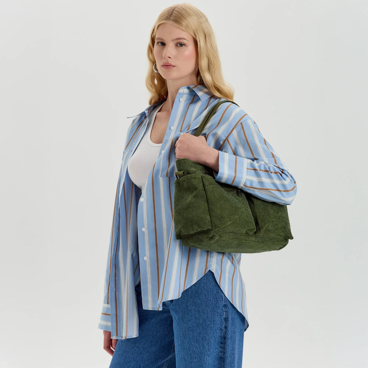 Sac bandoulière en velours côtelé à poches zippées
