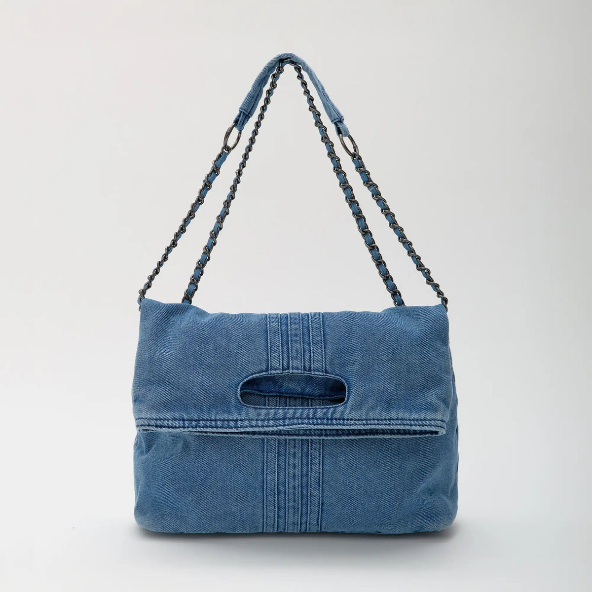 Grand sac à main en jean recyclé à anses chaîne