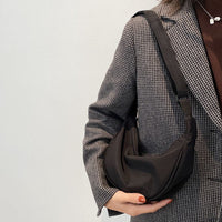 Sac bandoulière minimaliste en nylon