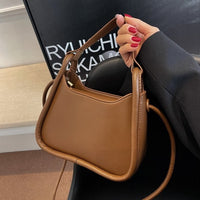 Petit sac bandoulière minimaliste en simili cuir