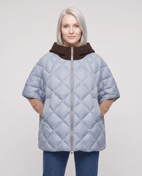 Cape matelassée à capuche tricot