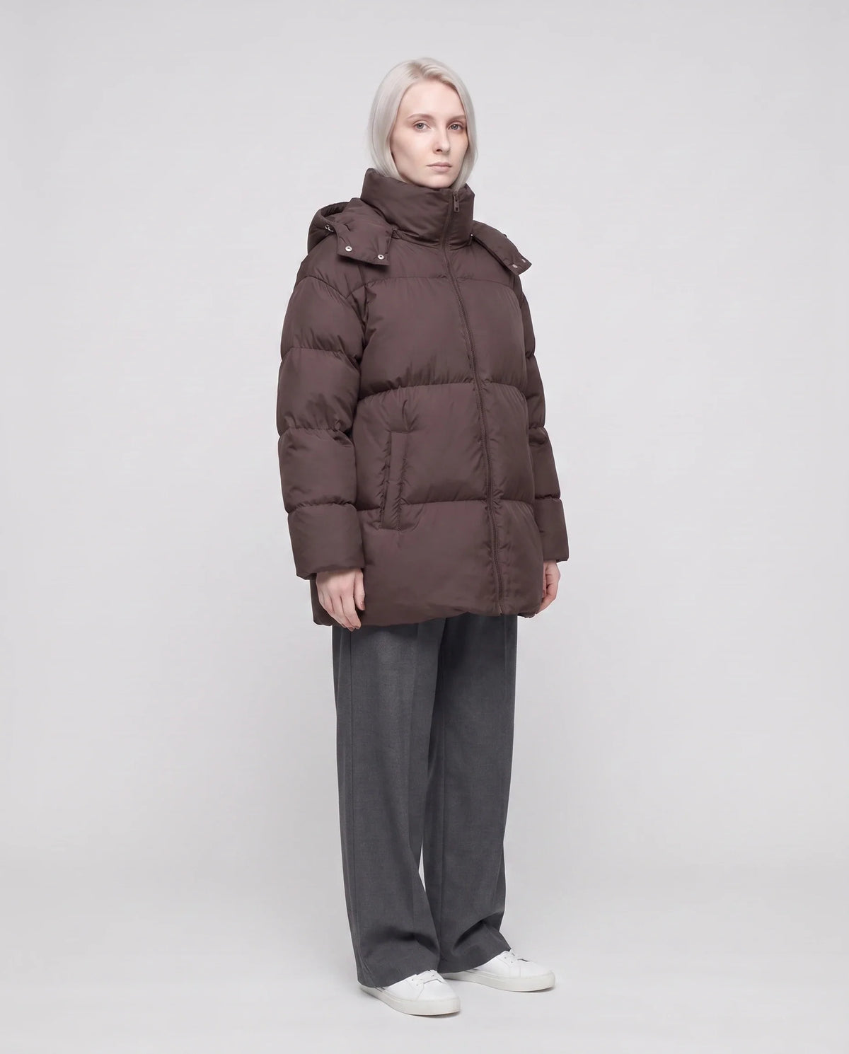 Doudoune oversize à col haut et capuche amovible