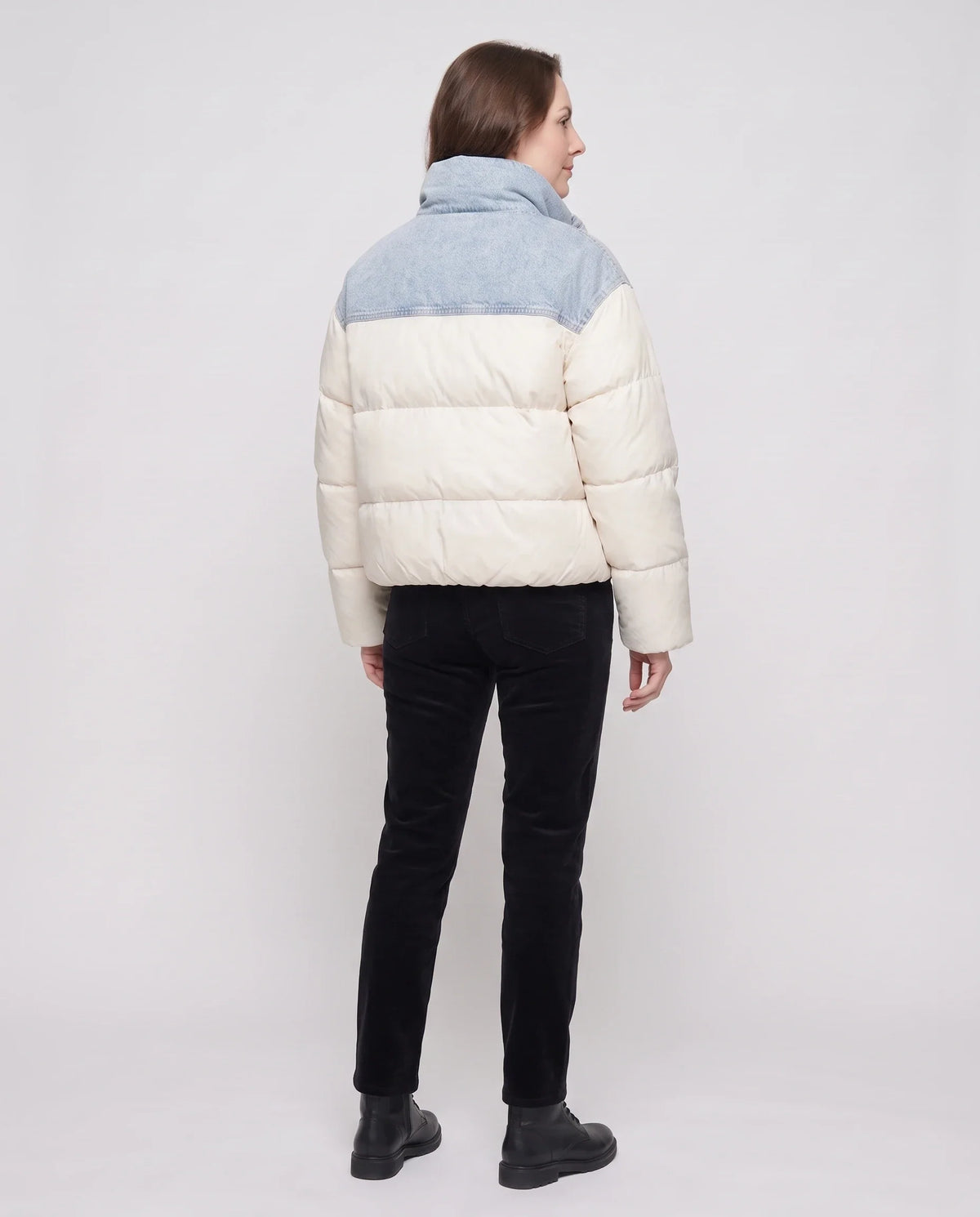 Doudoune courte oversize à empiècements denim