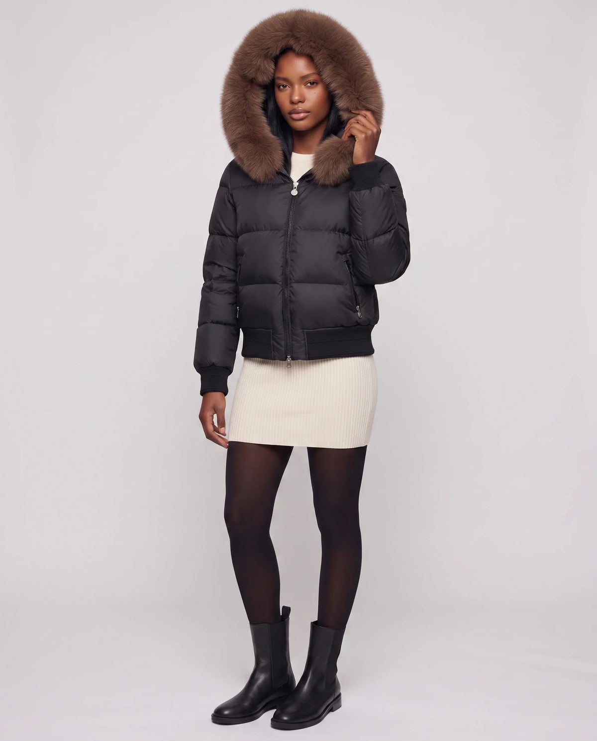 Doudoune courte blouson à capuche fausse fourrure