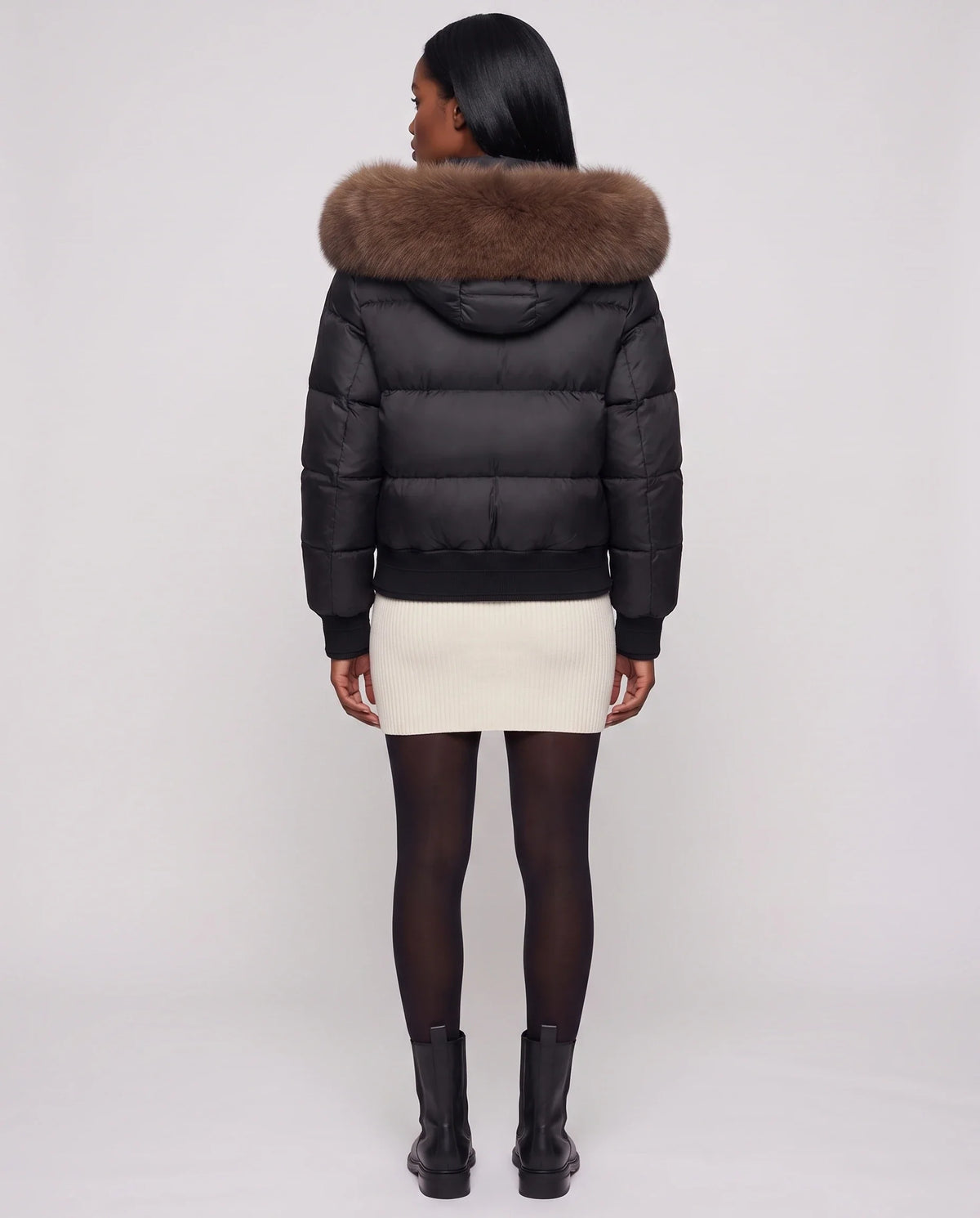 Doudoune courte blouson à capuche fausse fourrure