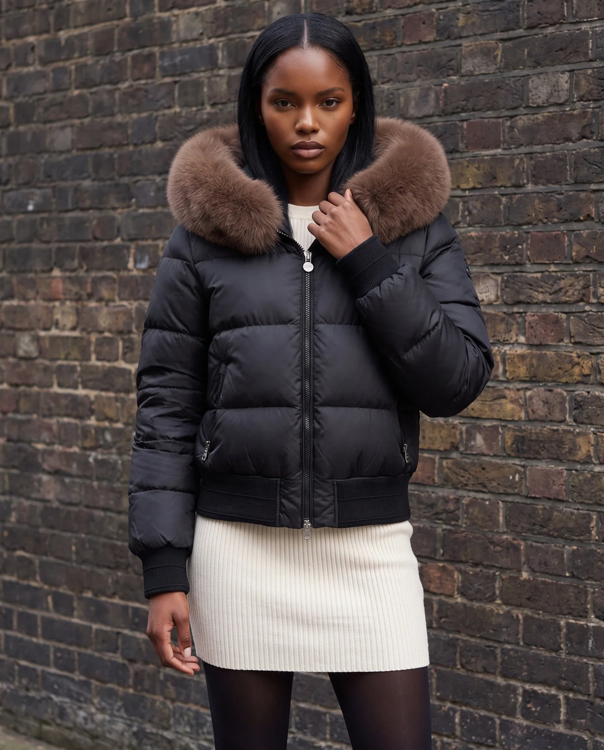 Doudoune courte blouson à capuche fausse fourrure