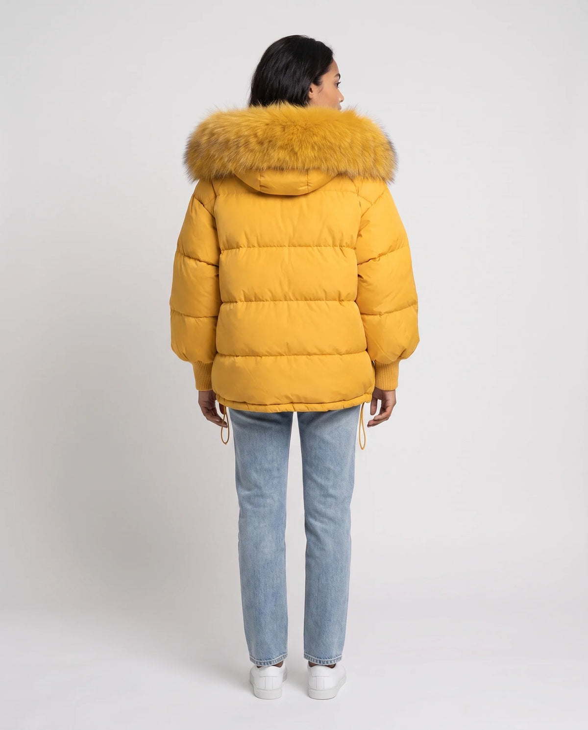 Doudoune courte oversize à capuche fausse fourrure