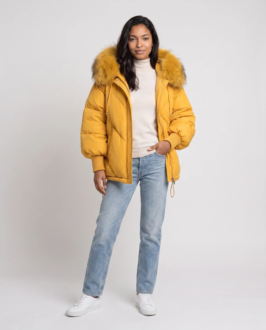 Doudoune courte oversize à capuche fausse fourrure