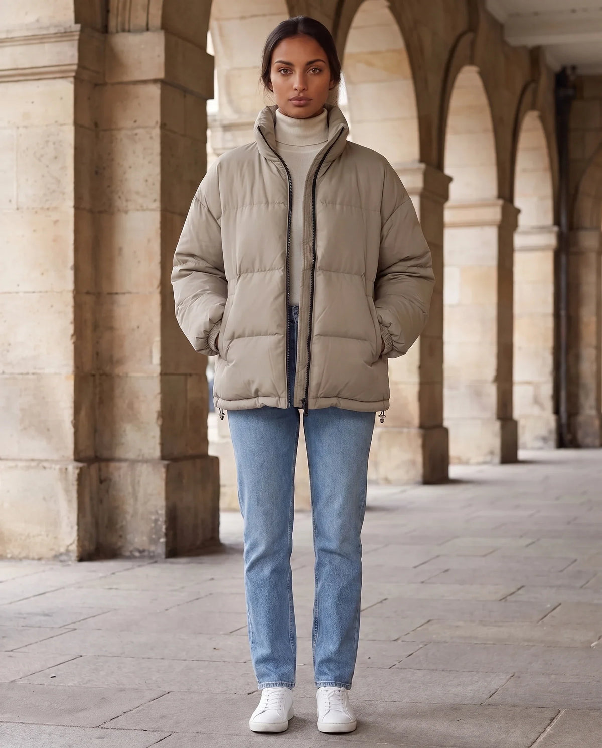 Doudoune courte oversize à zip contrasté