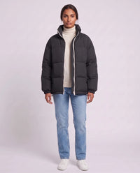 Doudoune courte oversize à zip contrasté
