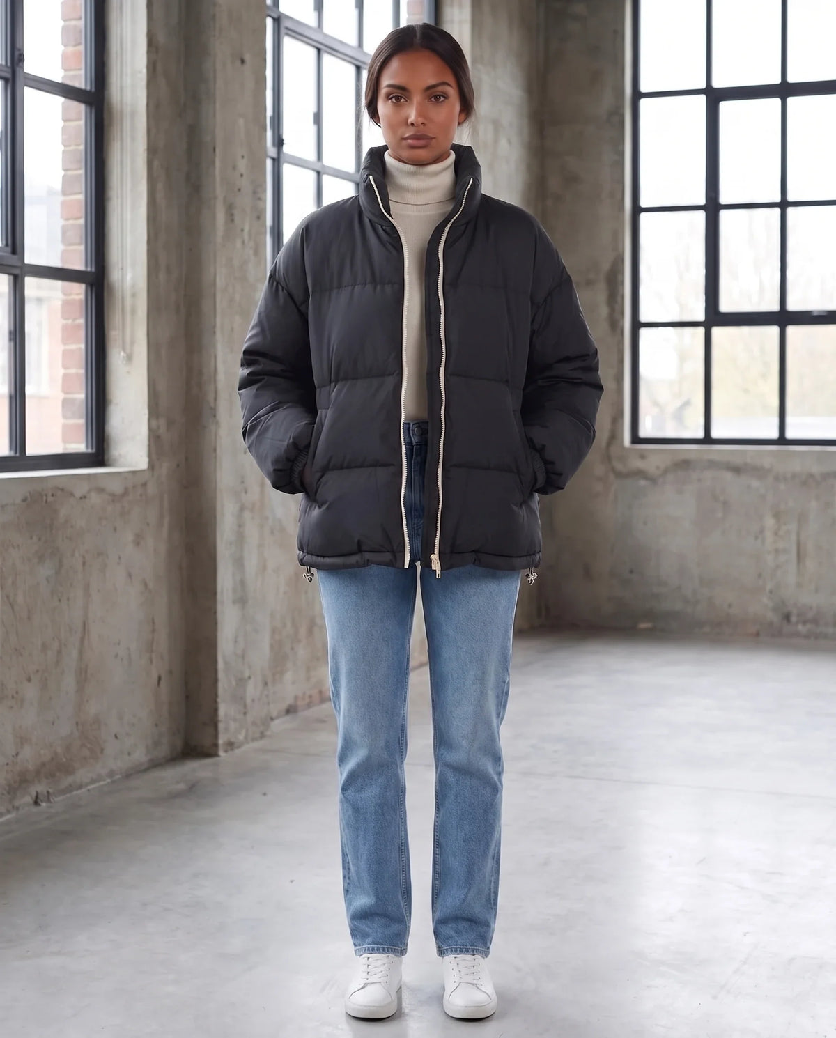 Doudoune courte oversize à zip contrasté