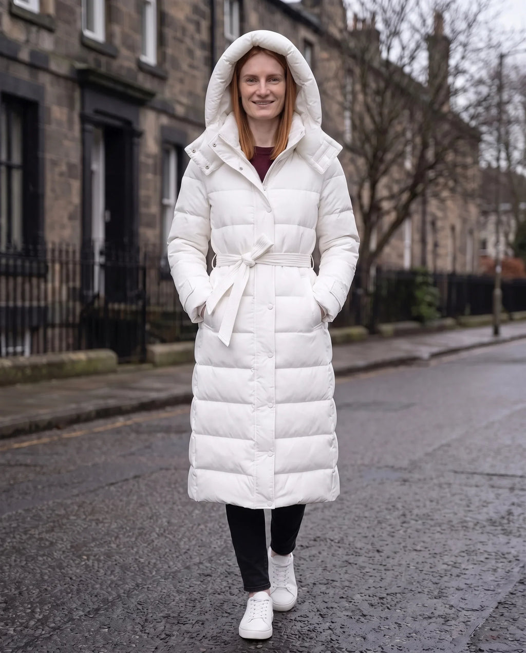 Doudoune extra-longue à capuche et ceinture