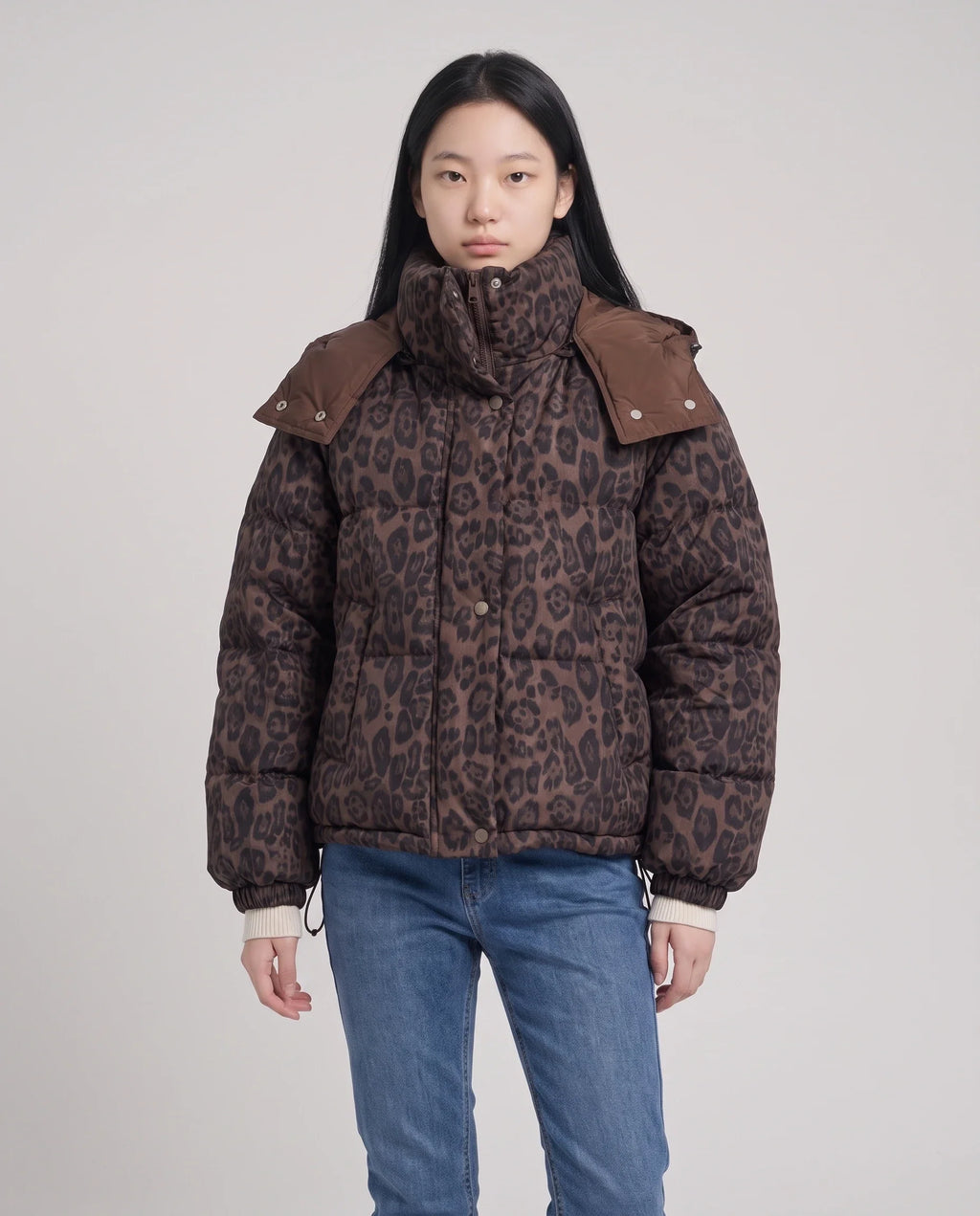 Doudoune courte oversize léopard à capuche amovible