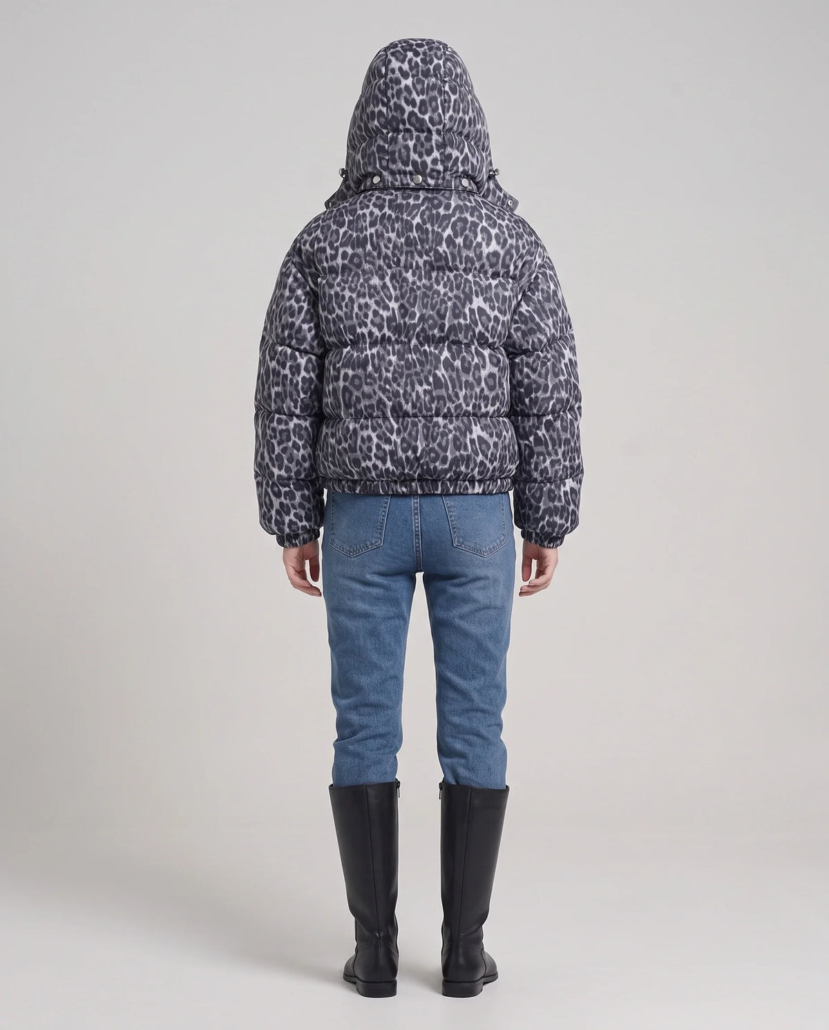 Doudoune courte oversize léopard à capuche amovible