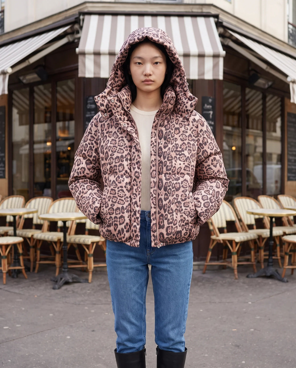 Doudoune courte oversize léopard à capuche amovible