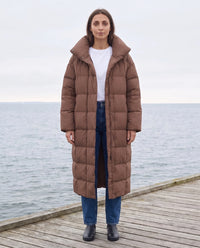 Doudoune longue oversize sans capuche à col cheminée