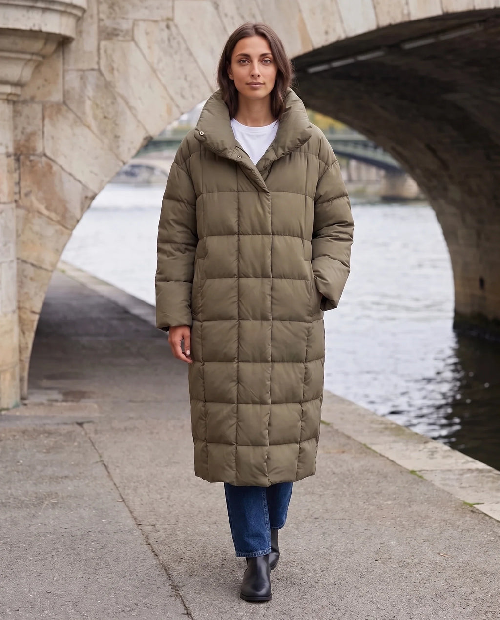 Doudoune longue oversize sans capuche à col cheminée