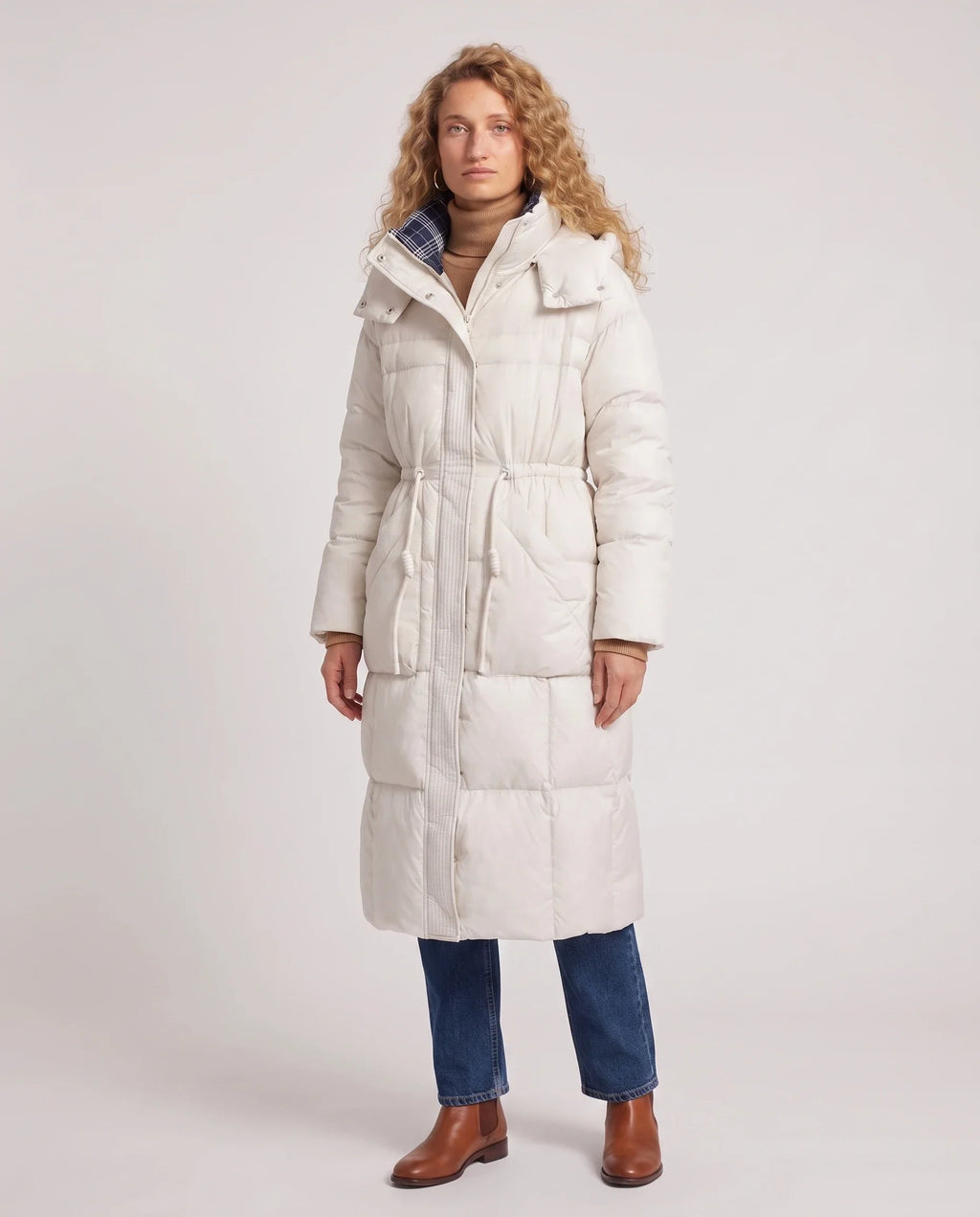 Doudoune longue à taille élastiquée et capuche