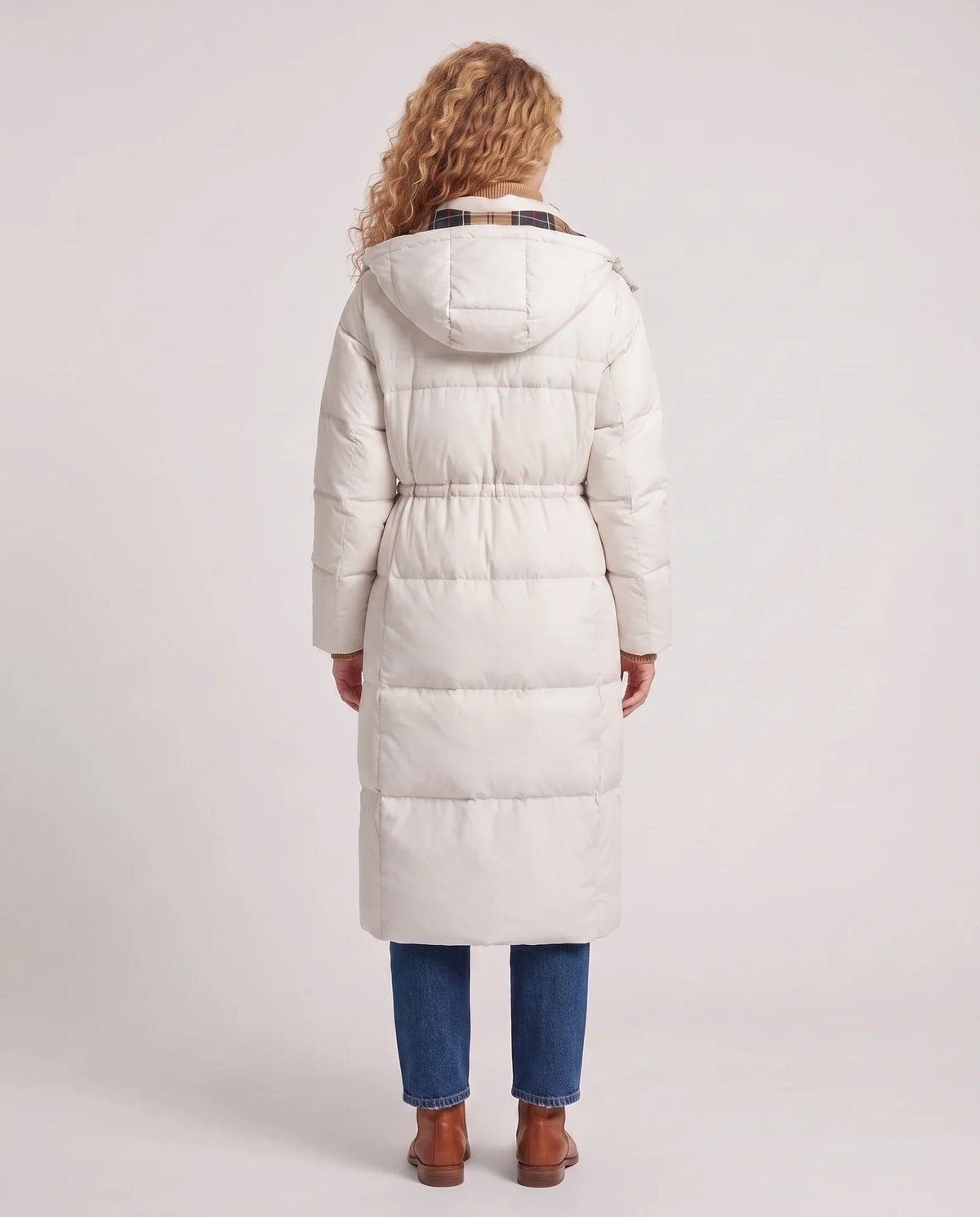 Doudoune longue à taille élastiquée et capuche