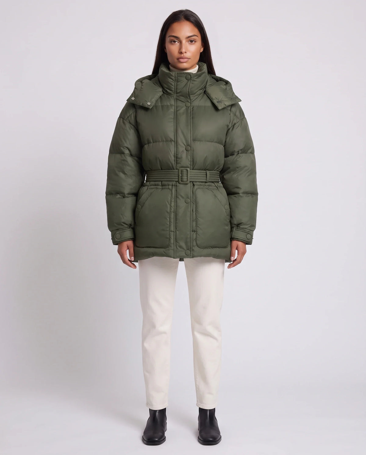 Doudoune oversize mi-cuisse à capuche et ceinture