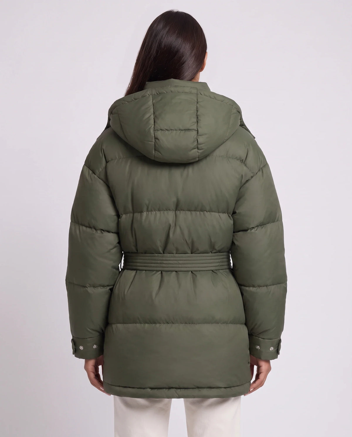 Doudoune oversize mi-cuisse à capuche et ceinture