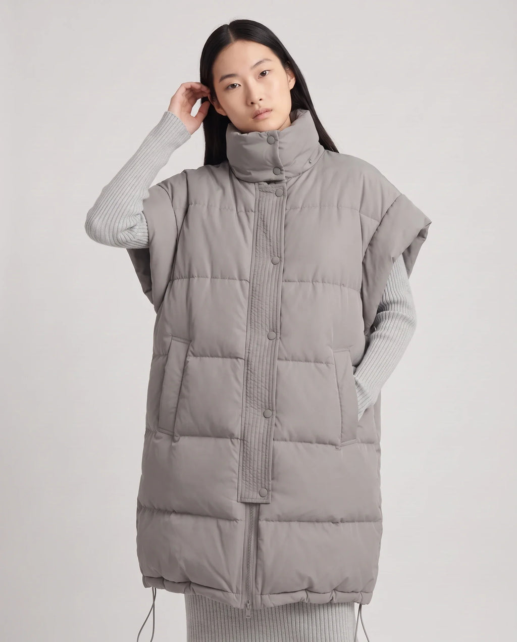 Doudoune sans manches longue oversize à patte plissée