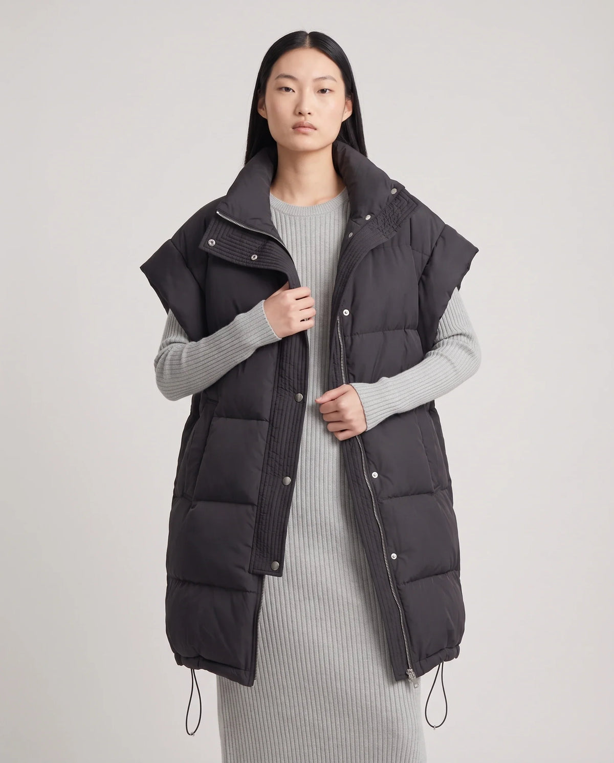 Doudoune sans manches longue oversize à patte plissée