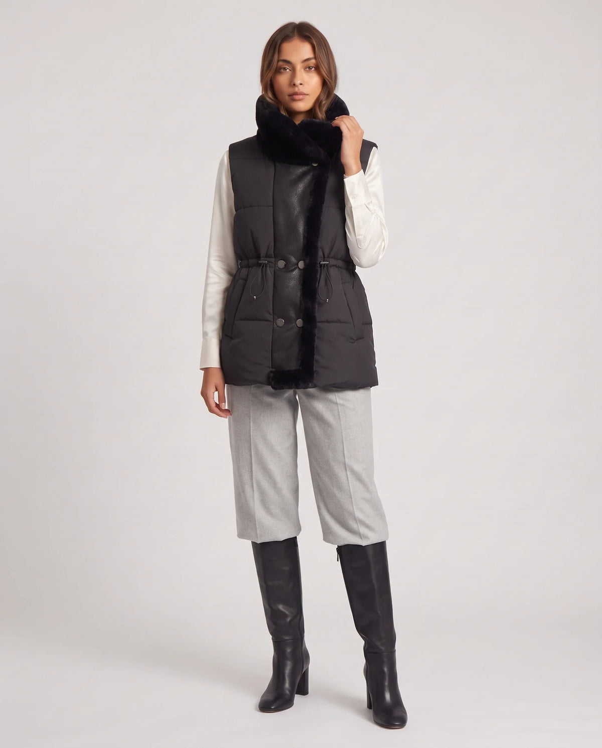 Gilet sans manches à col fausse fourrure