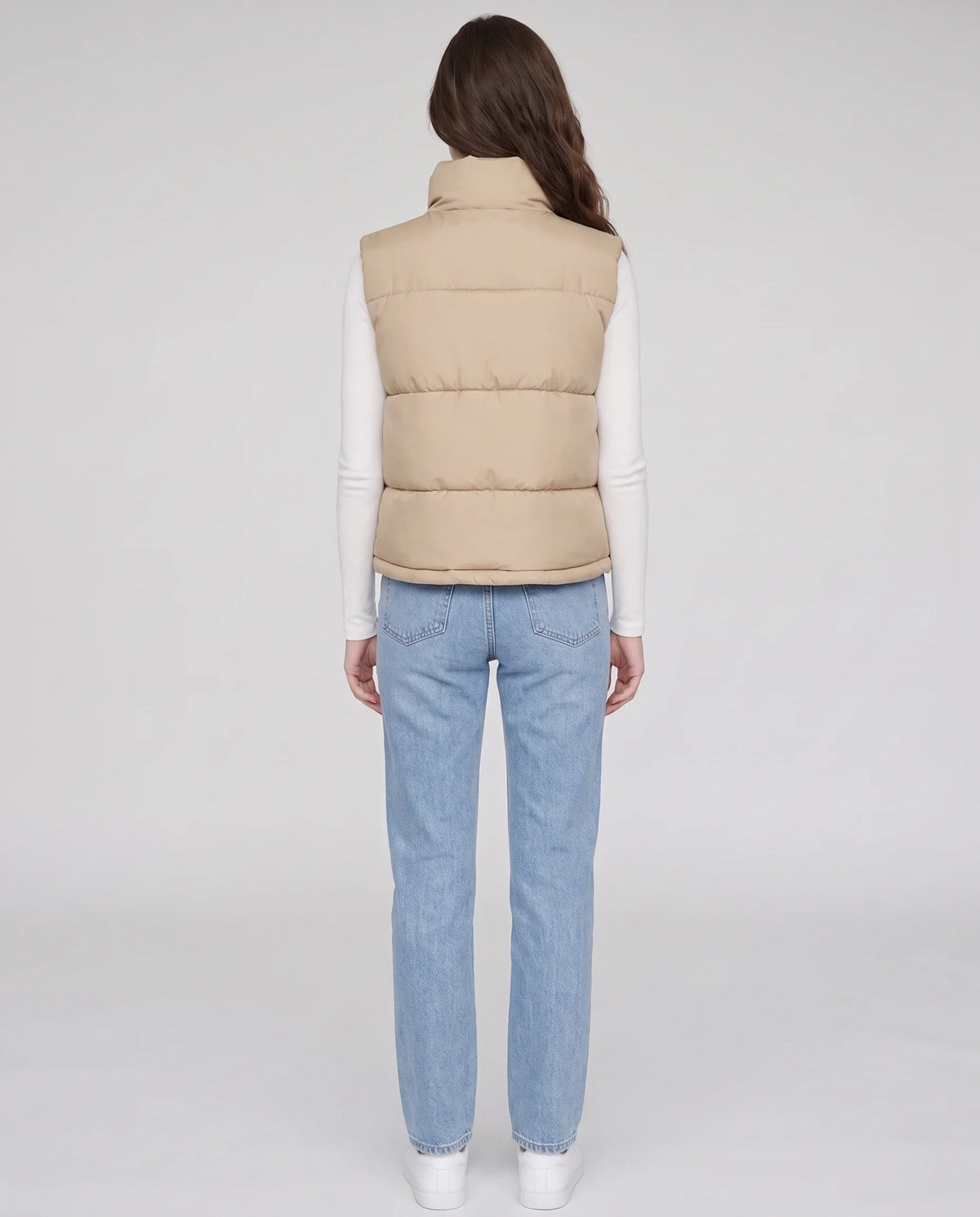 Gilet matelassé cropped à ourlet à cordon