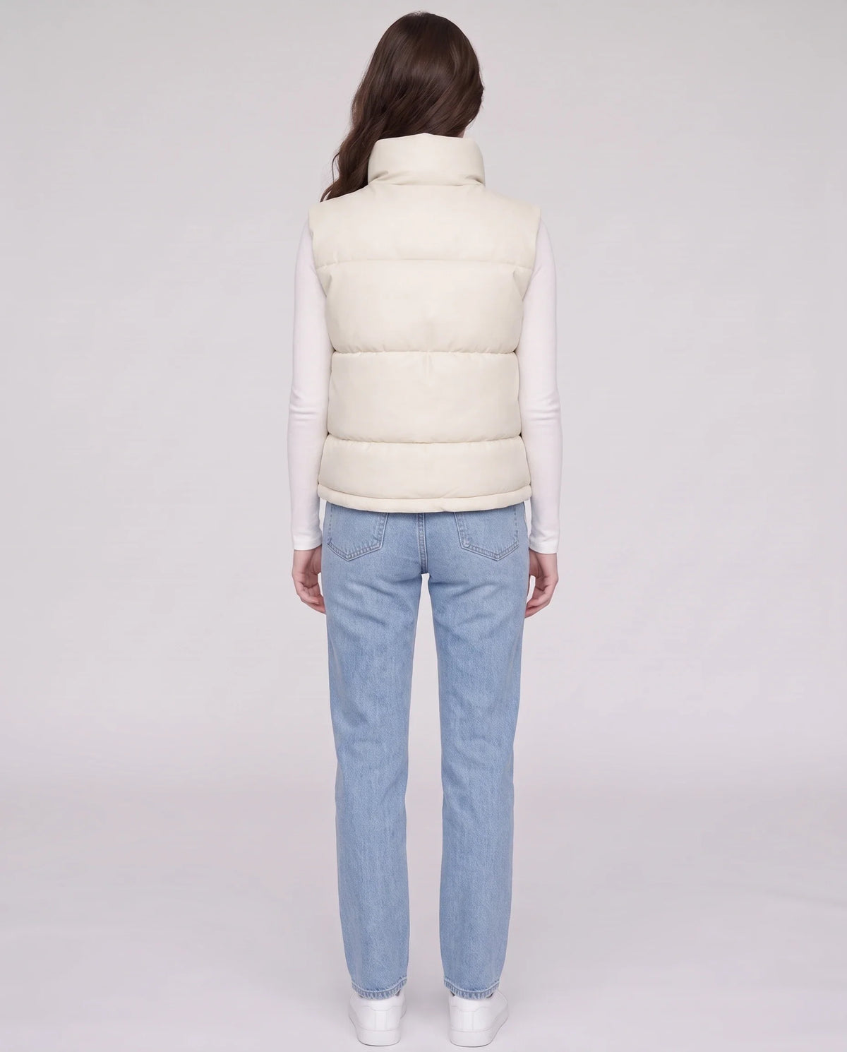 Gilet matelassé cropped à ourlet à cordon