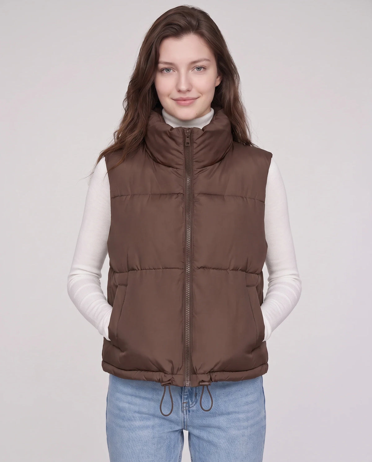 Gilet matelassé cropped à ourlet à cordon