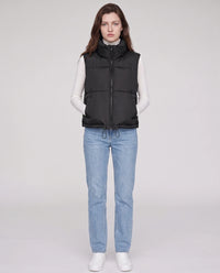 Gilet matelassé cropped à ourlet à cordon