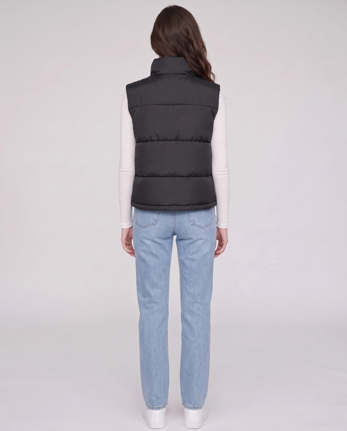 Gilet matelassé cropped à ourlet à cordon