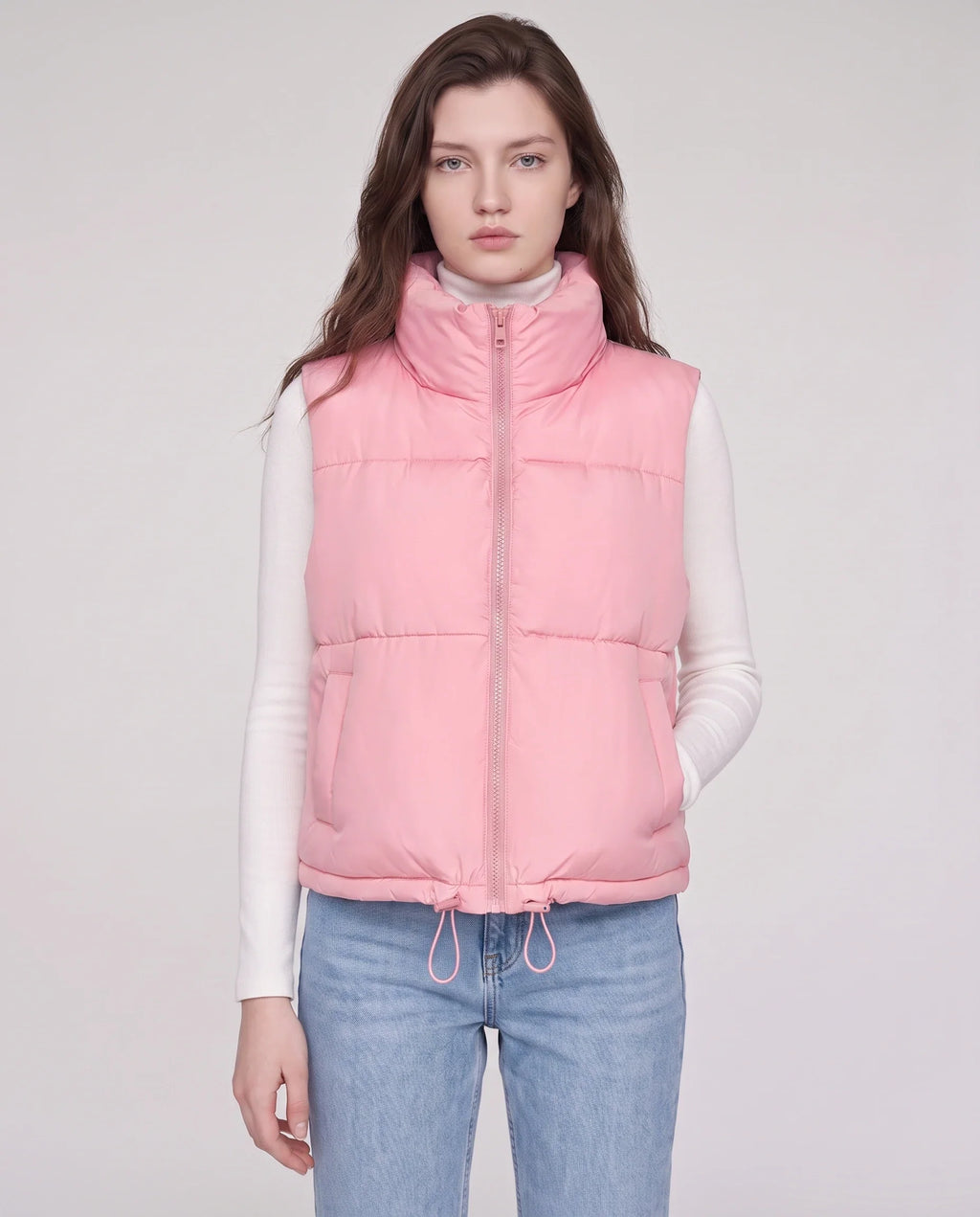 Gilet matelassé cropped à ourlet à cordon