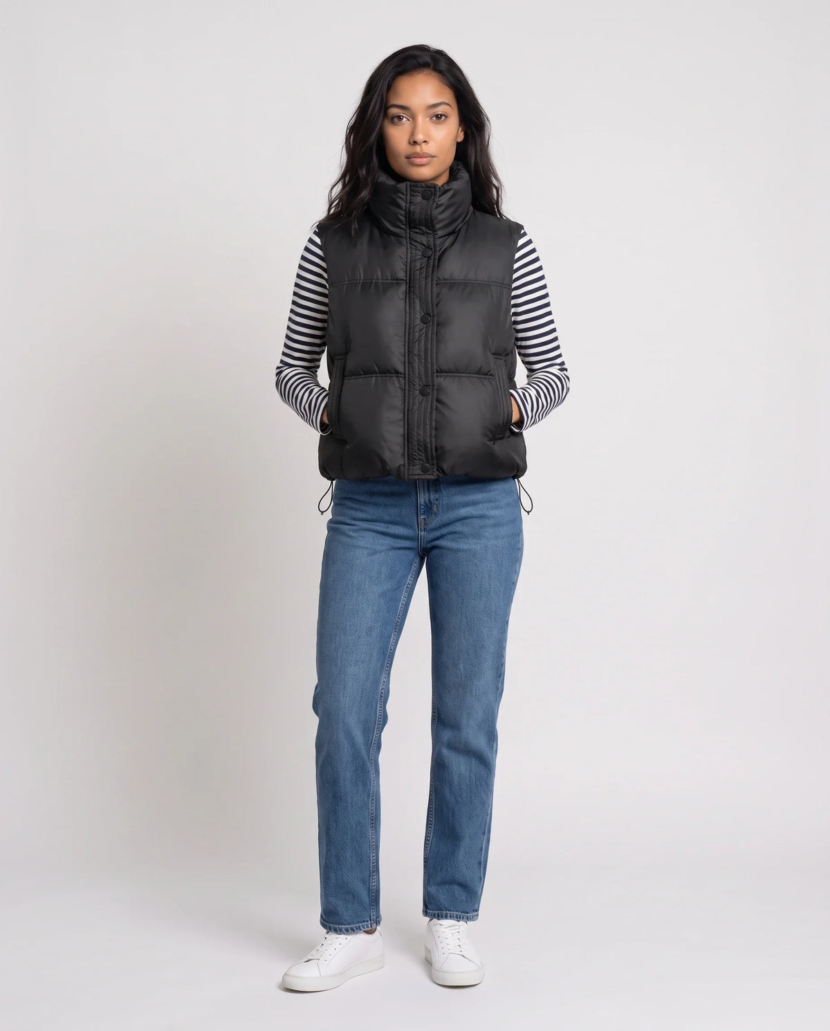 Gilet matelassé cropped à col montant