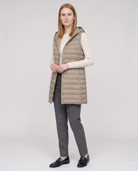 Gilet long sans manches matelassé à capuche