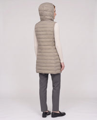 Gilet long sans manches matelassé à capuche