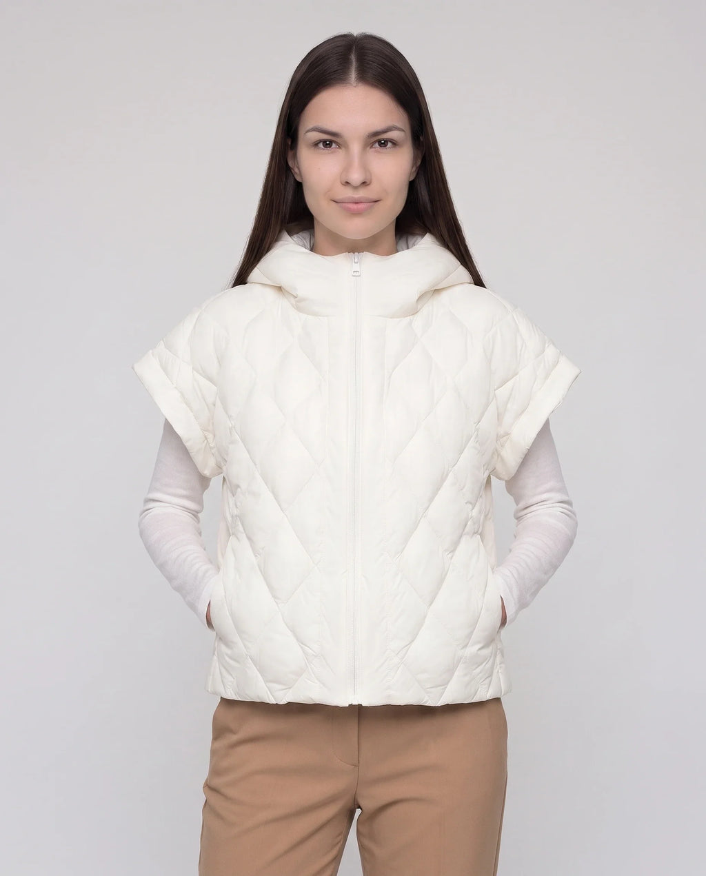 Gilet matelassé court à capuche