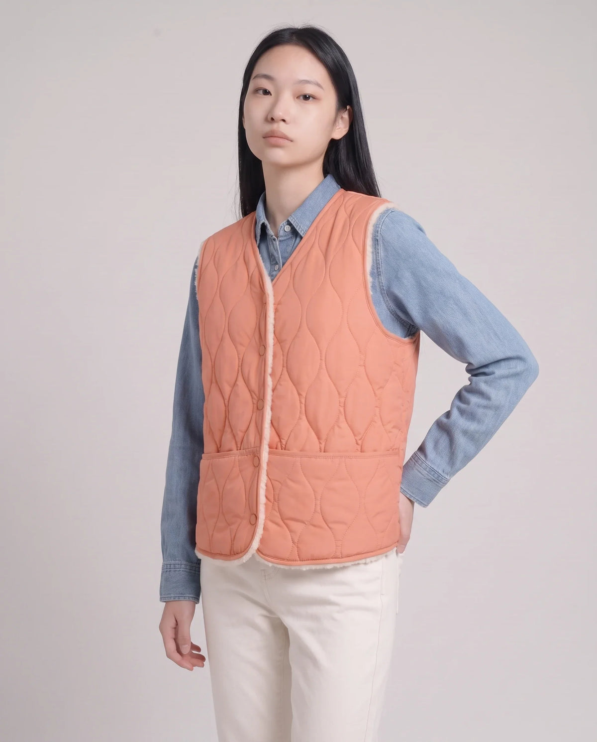 Gilet matelassé doublé sherpa à col V