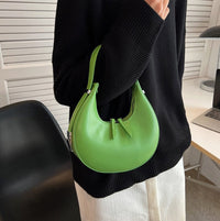 Sac demi-lune en simili cuir à bandoulière réglable