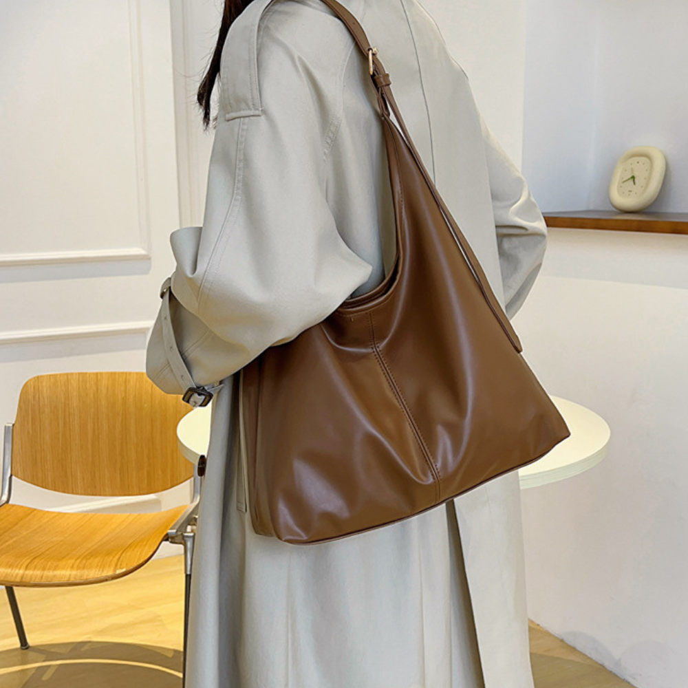 Sac hobo en simili cuir à fermeture magnétique