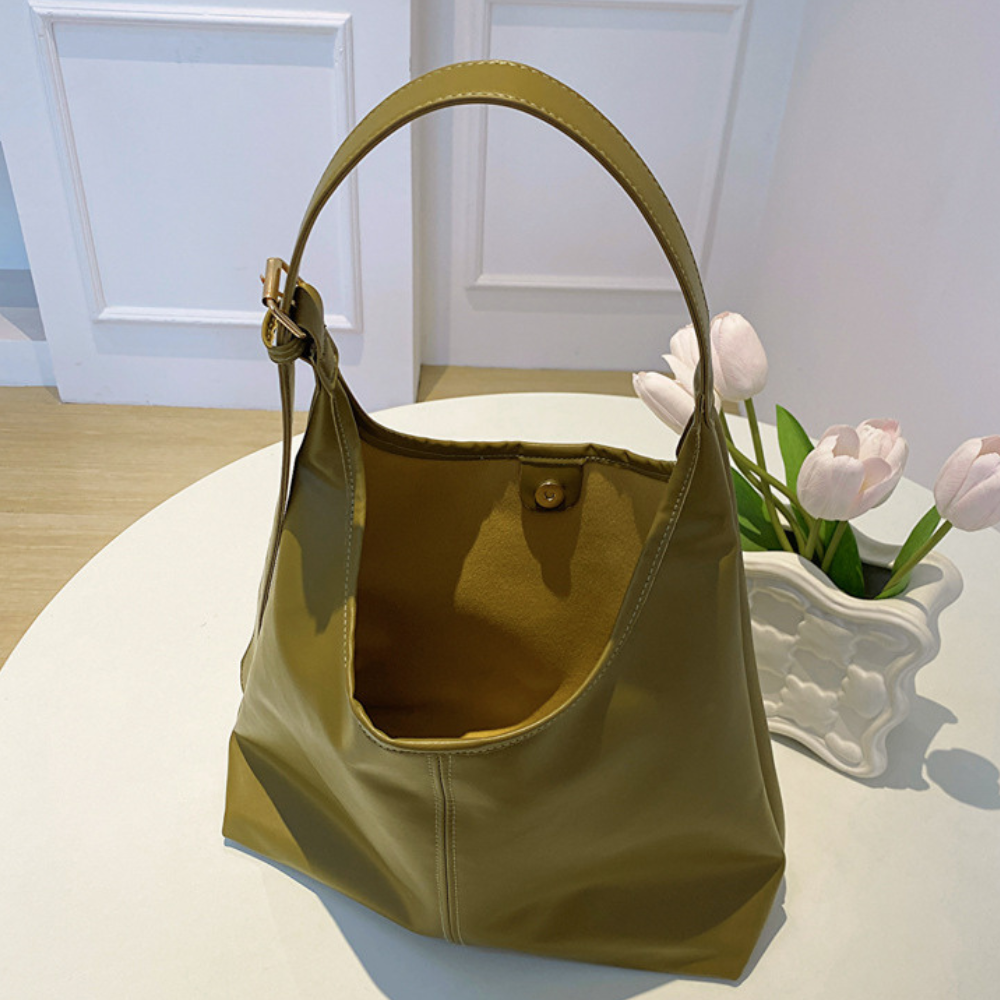 Sac hobo en simili cuir à fermeture magnétique