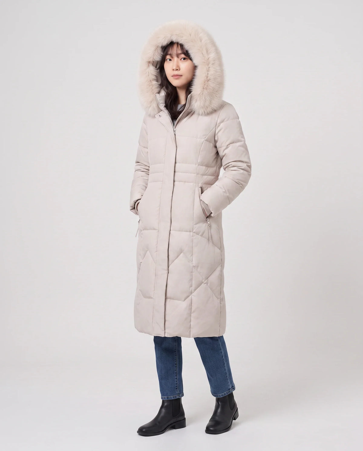 Parka longue cintrée à capuche fourrure