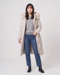 Parka longue cintrée à capuche fourrure