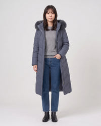 Parka longue cintrée à capuche fourrure
