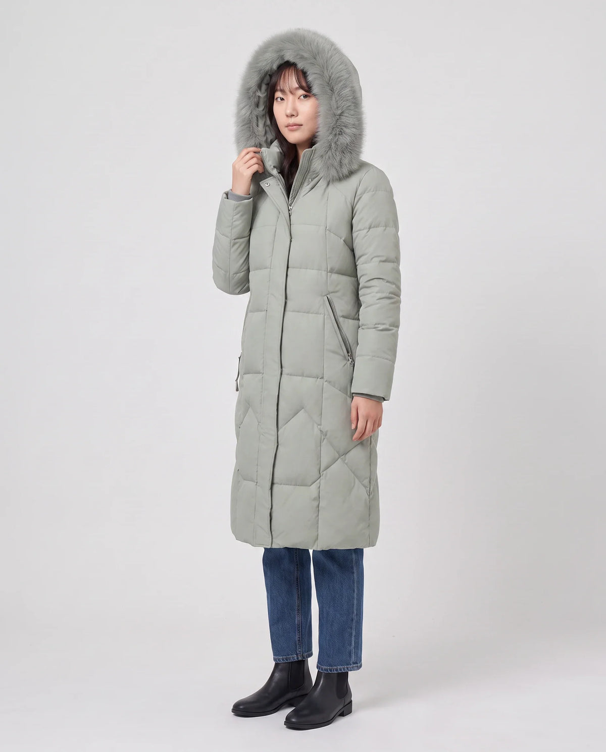 Parka longue cintrée à capuche fourrure