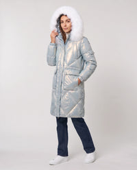 Parka mi-longue brillante à capuche fourrure