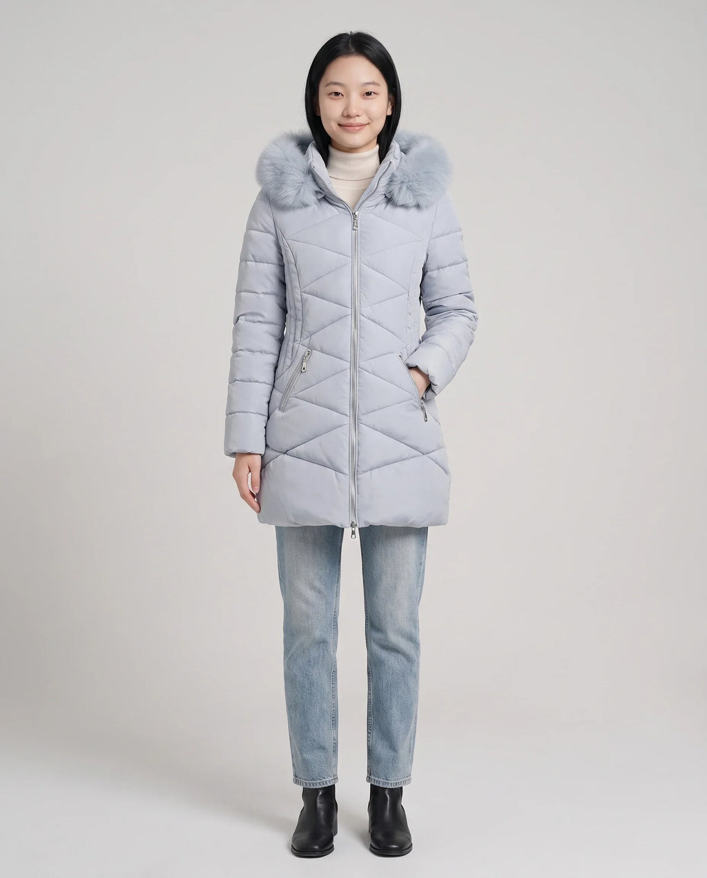 Parka mi-longue cintrée à capuche fourrure