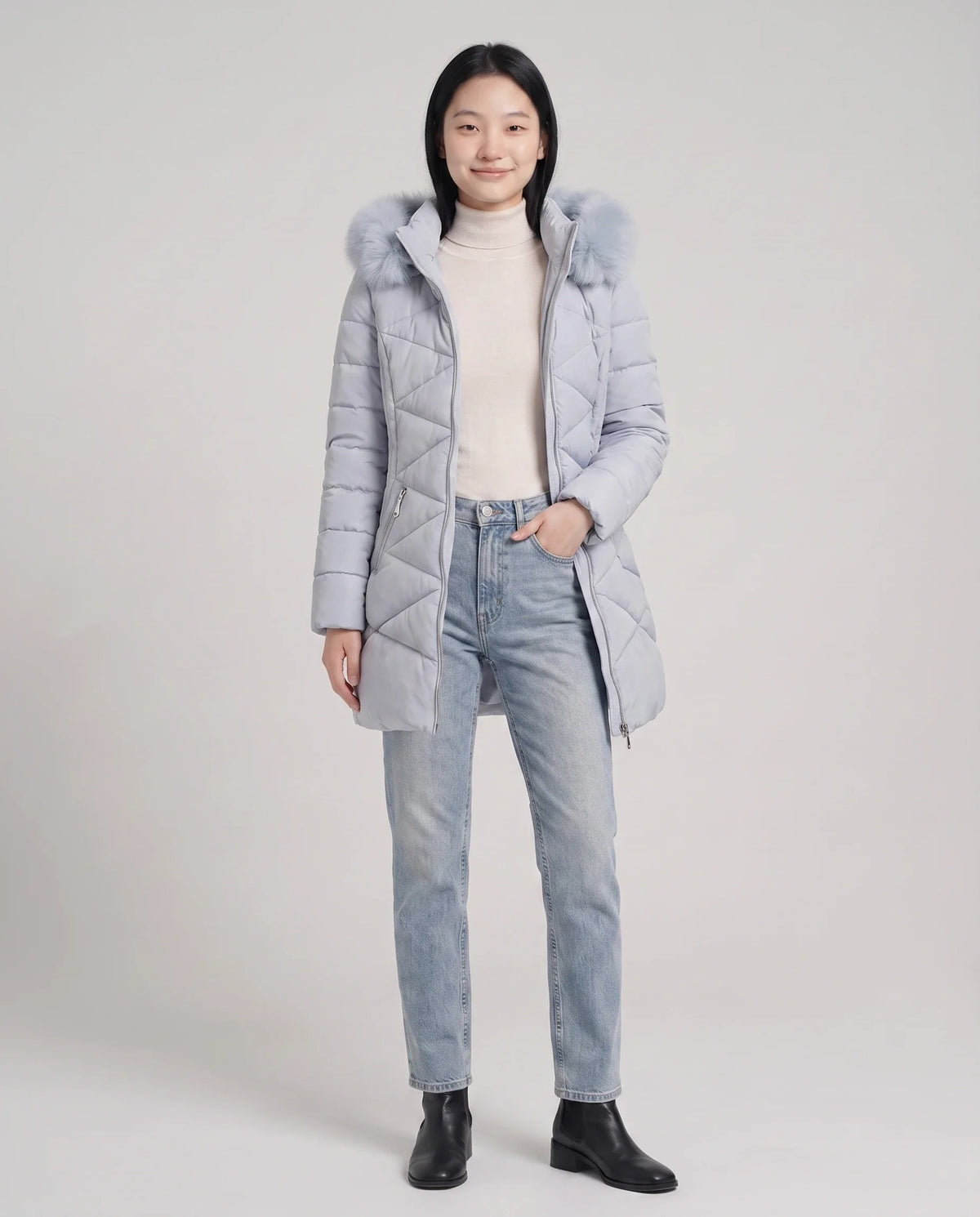 Parka mi-longue cintrée à capuche fourrure
