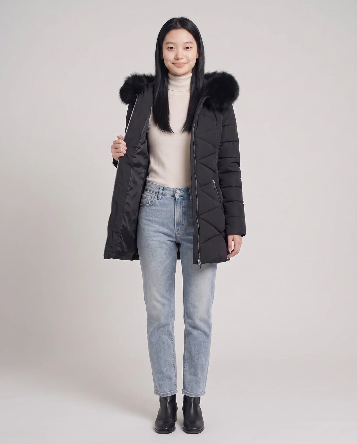 Parka mi-longue cintrée à capuche fourrure